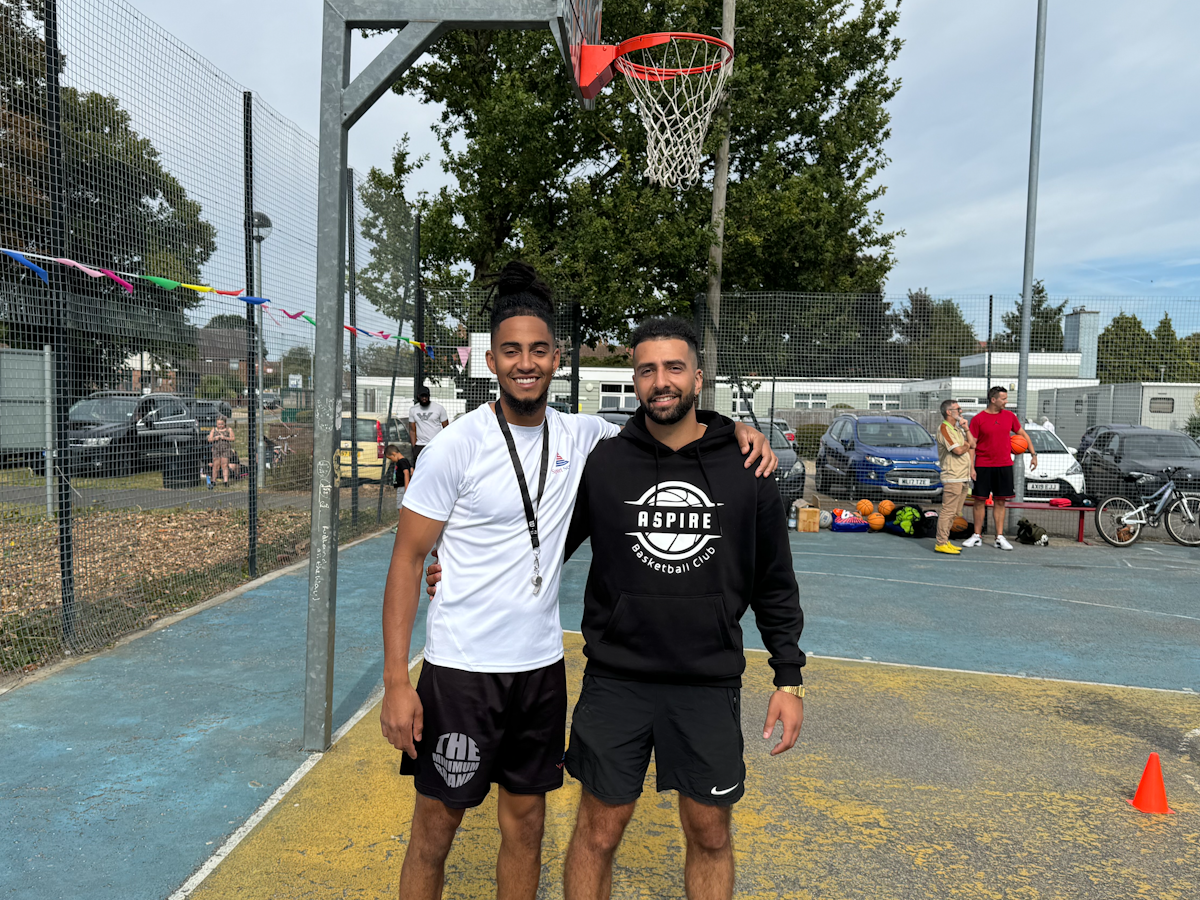 Anton Dixon and his assistant coach